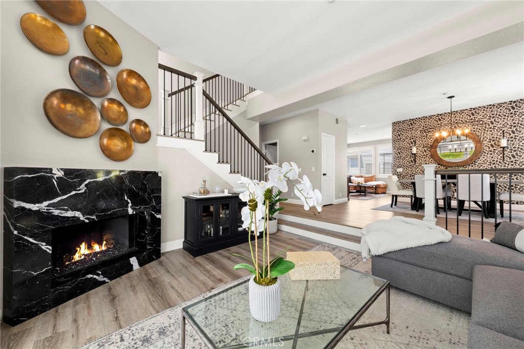596 N Pageant A