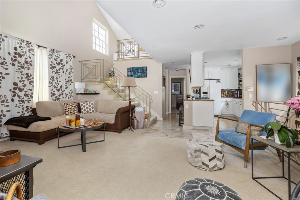 Corona del Mar North of PCH (CNHW) - Residential