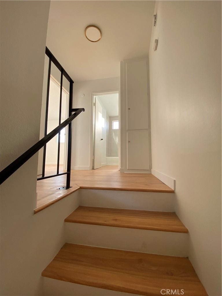 933 N Cedar 14