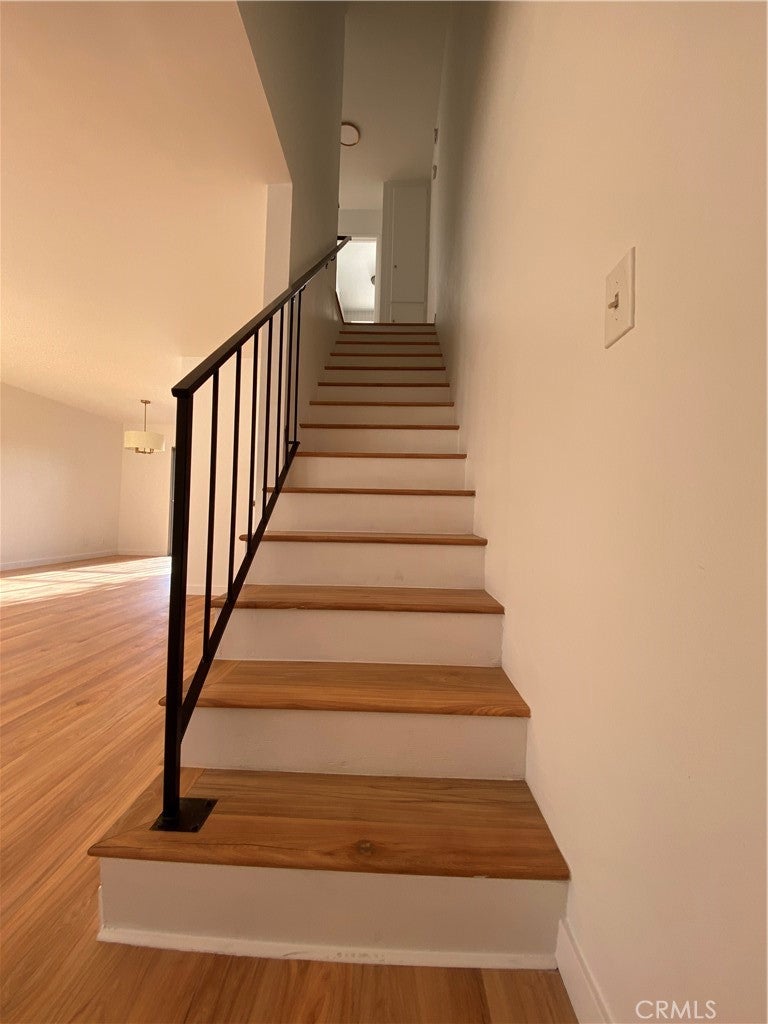933 N Cedar 14