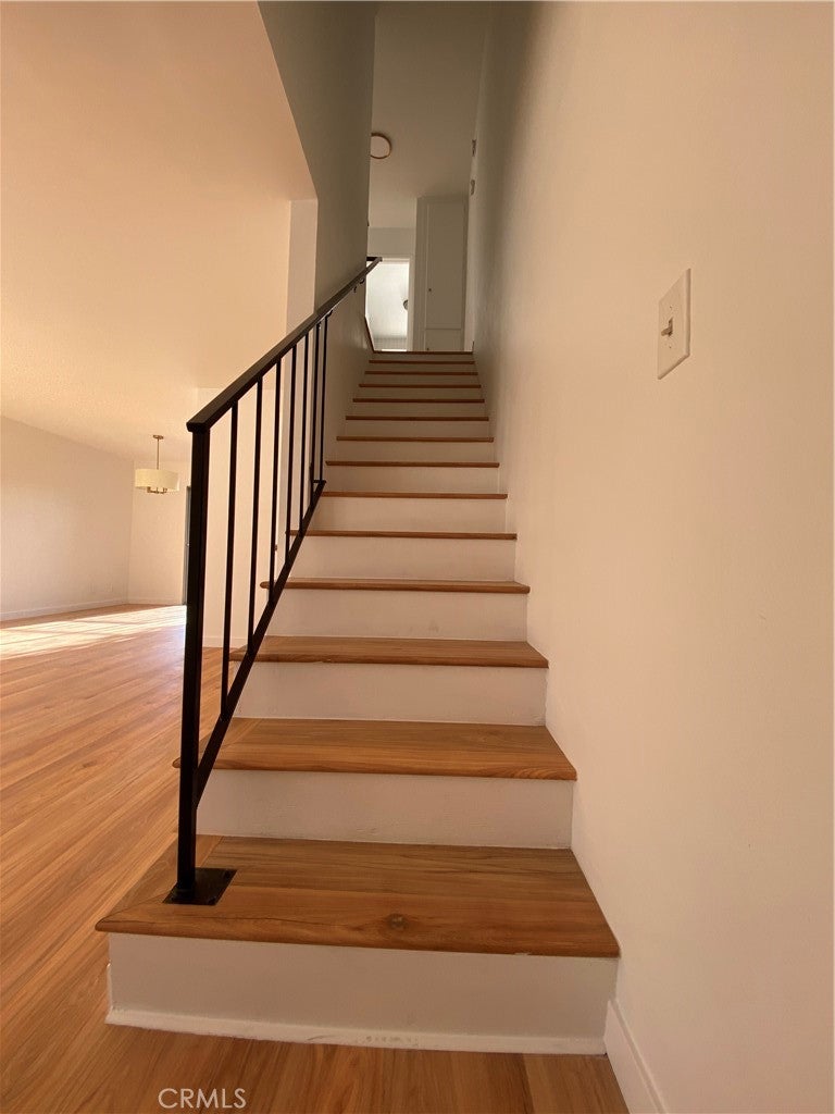 933 N Cedar 14