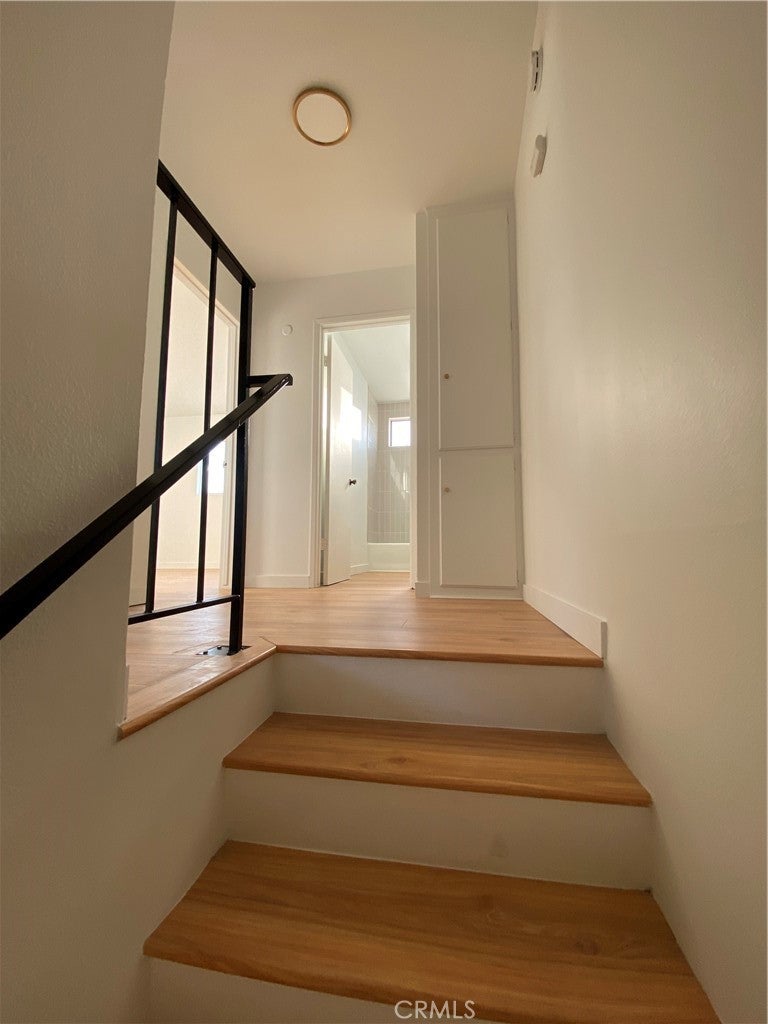 933 N Cedar 14