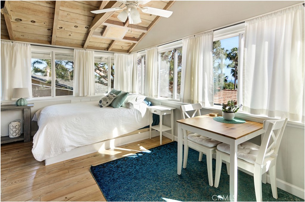 34556 Calle Naranja A