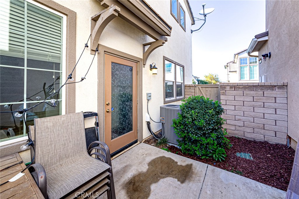 Aria (ARIA) - Residential Lease