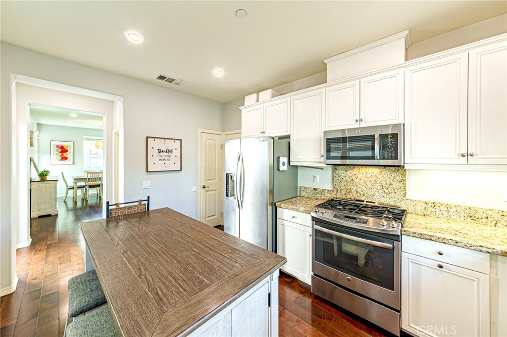 Aria (ARIA) - Residential Lease