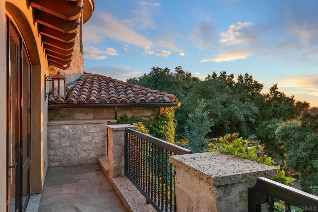 Ramona - Residential