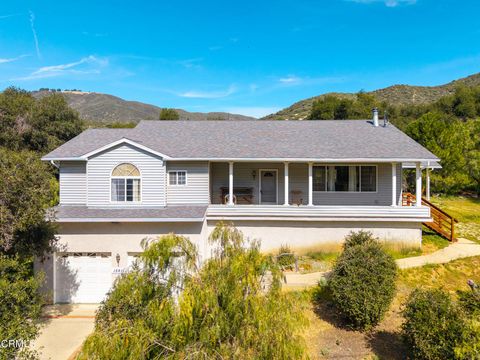 15811 Calle El Capitan Green Valley CA 91390