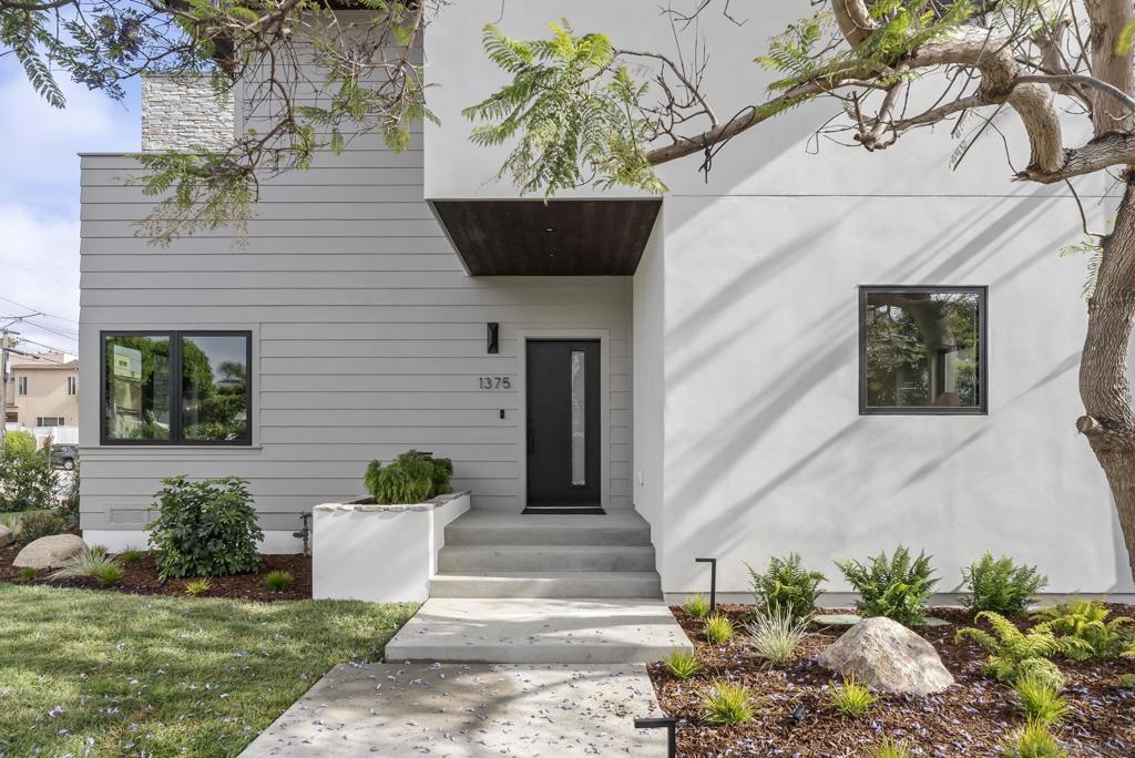 1375 Pacific Beach Dr.