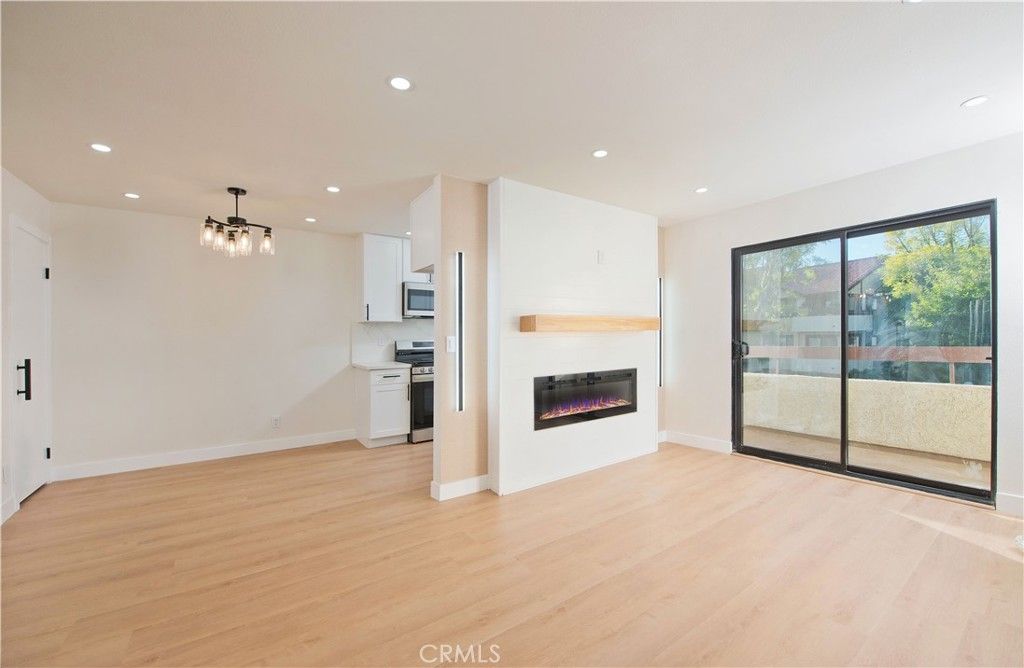 Photo of 18028 Saratoga Way #557, Canyon Country, CA 91387 (MLS # SR26008209)