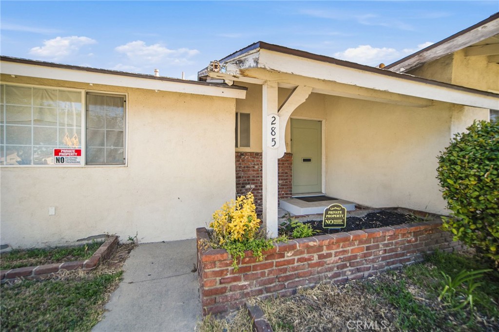 285 E Mckinley