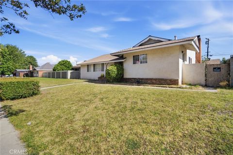 Photo of 285 E Mckinley AVE, Pomona, CA 91767 (MLS # SR26092771)