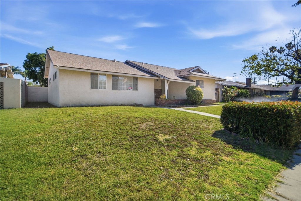 285 E Mckinley