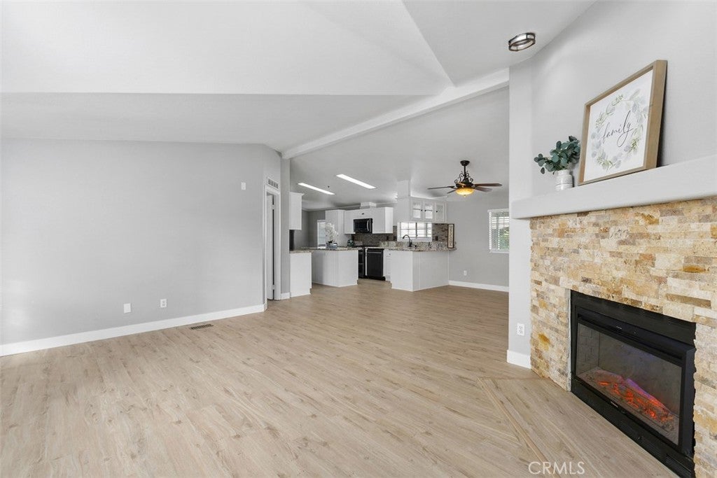 1456 E Philadelphia St Spc 176