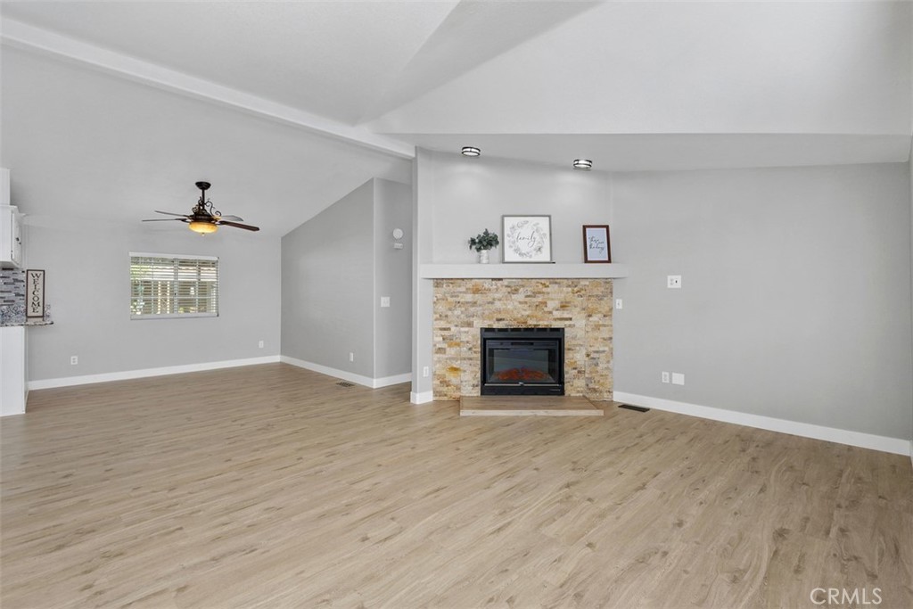 1456 E Philadelphia St Spc 176