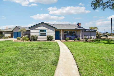 Photo of 246 Loma Drive, Salinas, CA 93906 (MLS # ML82058067)