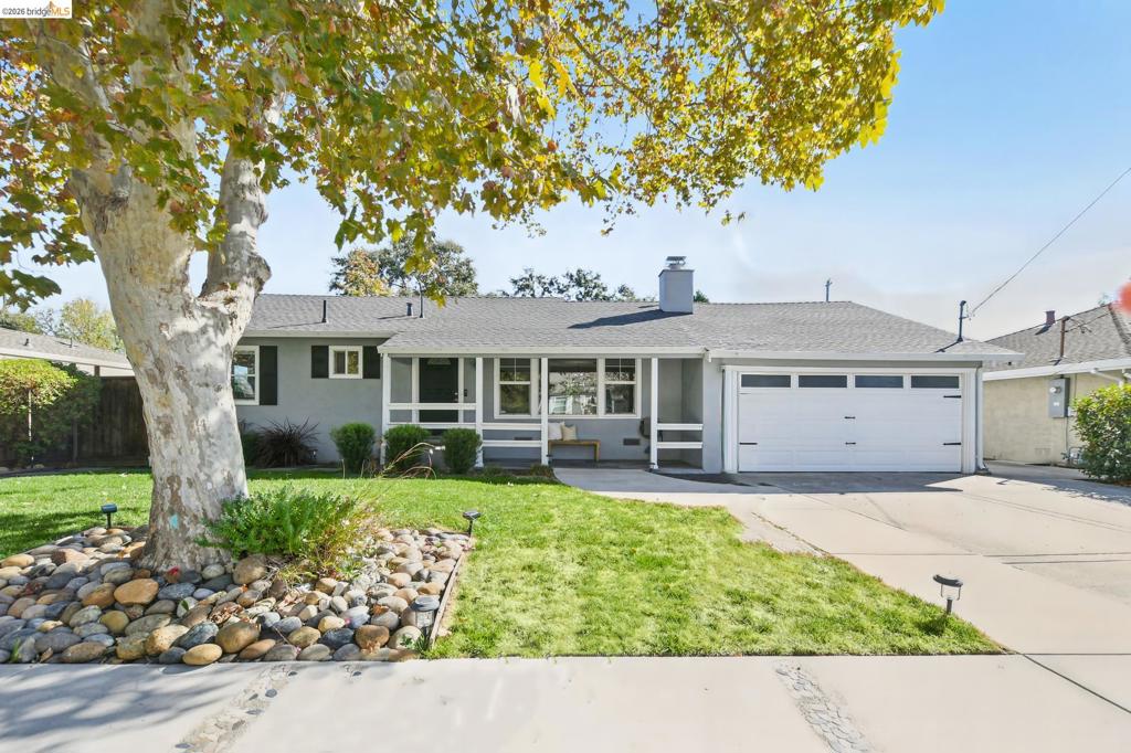 1007 Esther Dr DR