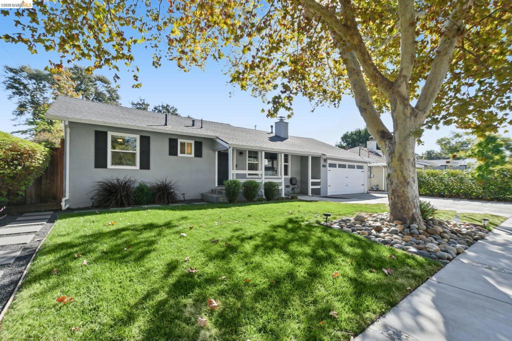 1007 Esther Dr