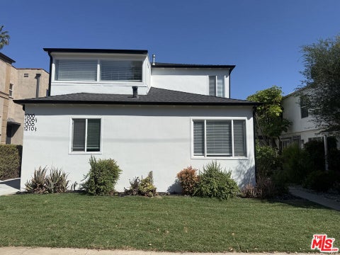 Photo of 1208 S Cochran Avenue, Los Angeles, CA 90019 (MLS # 26942437)