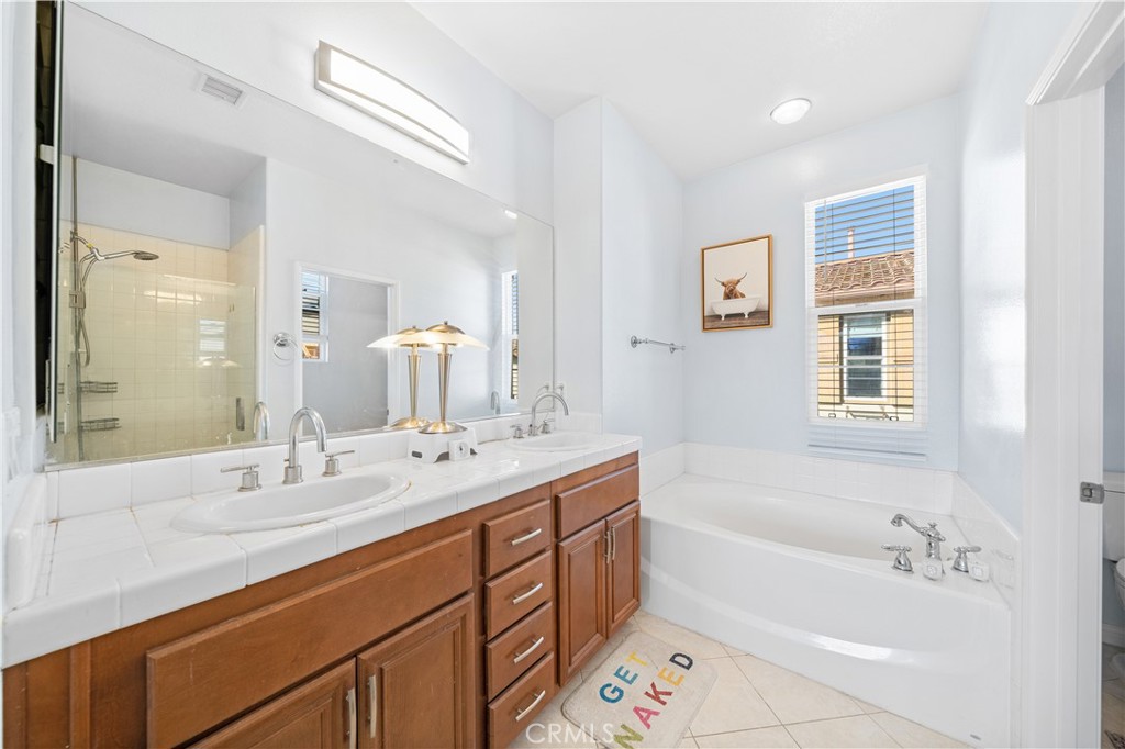 Ivy Wreath (IVWR) - Residential