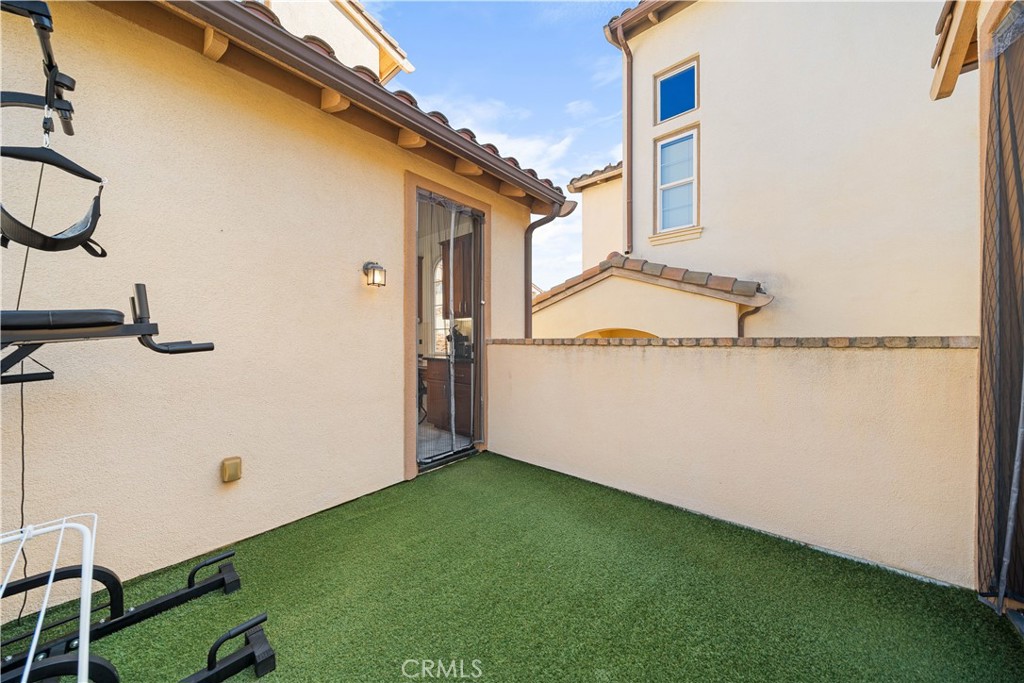 Ivy Wreath (IVWR) - Residential