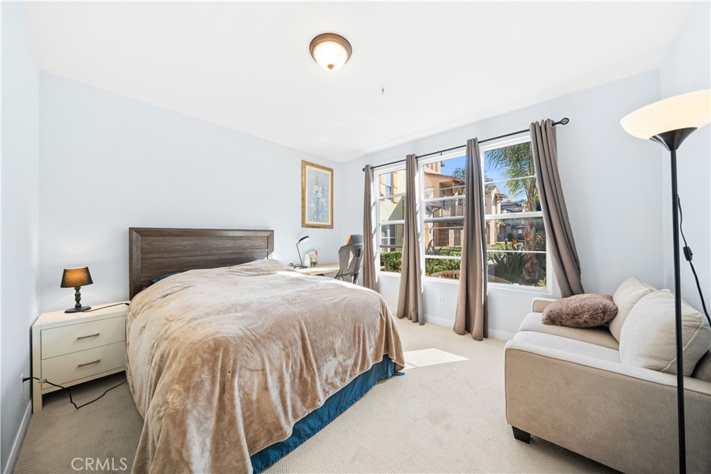 Ivy Wreath (IVWR) - Residential