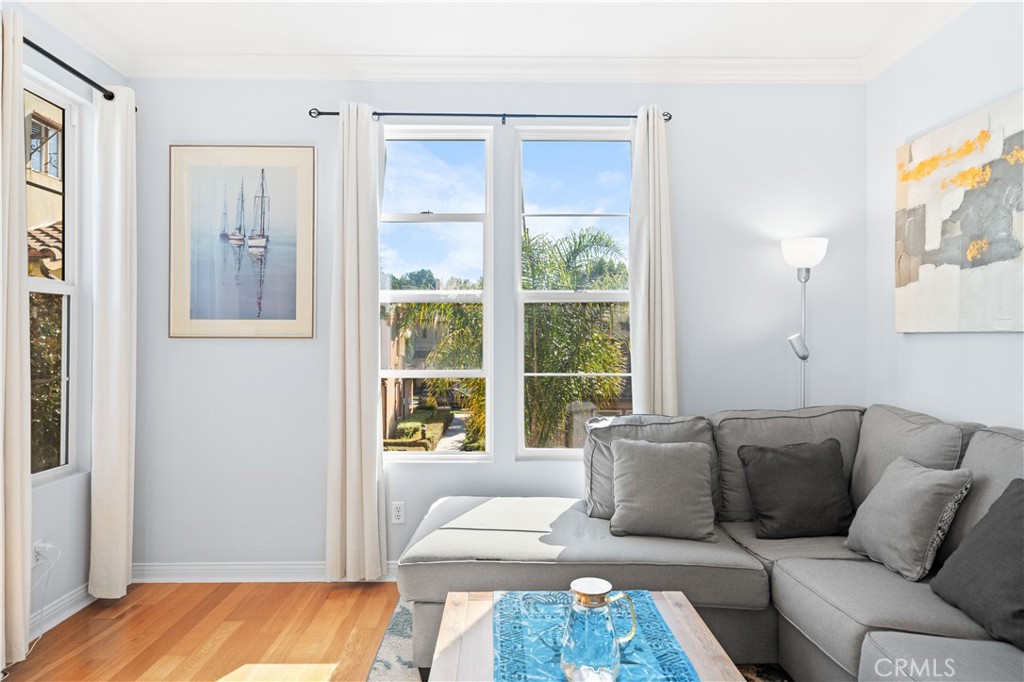 Ivy Wreath (IVWR) - Residential