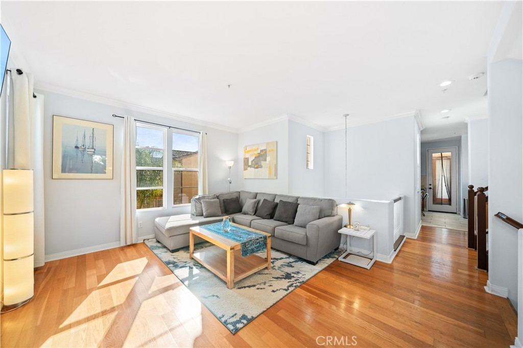 Ivy Wreath (IVWR) - Residential