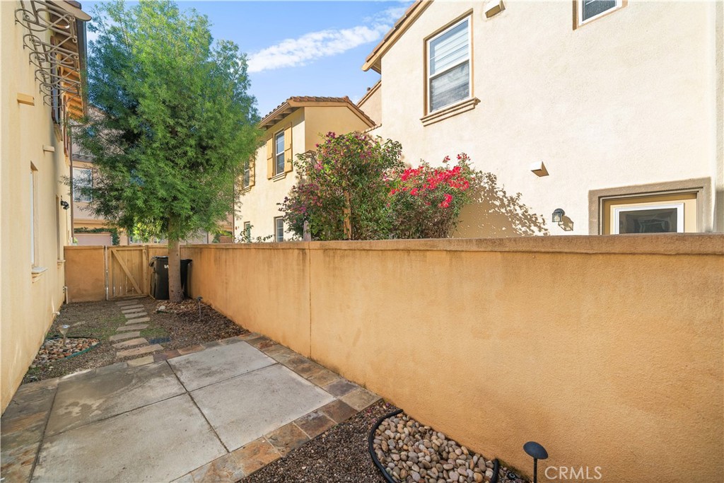 Ivy Wreath (IVWR) - Residential