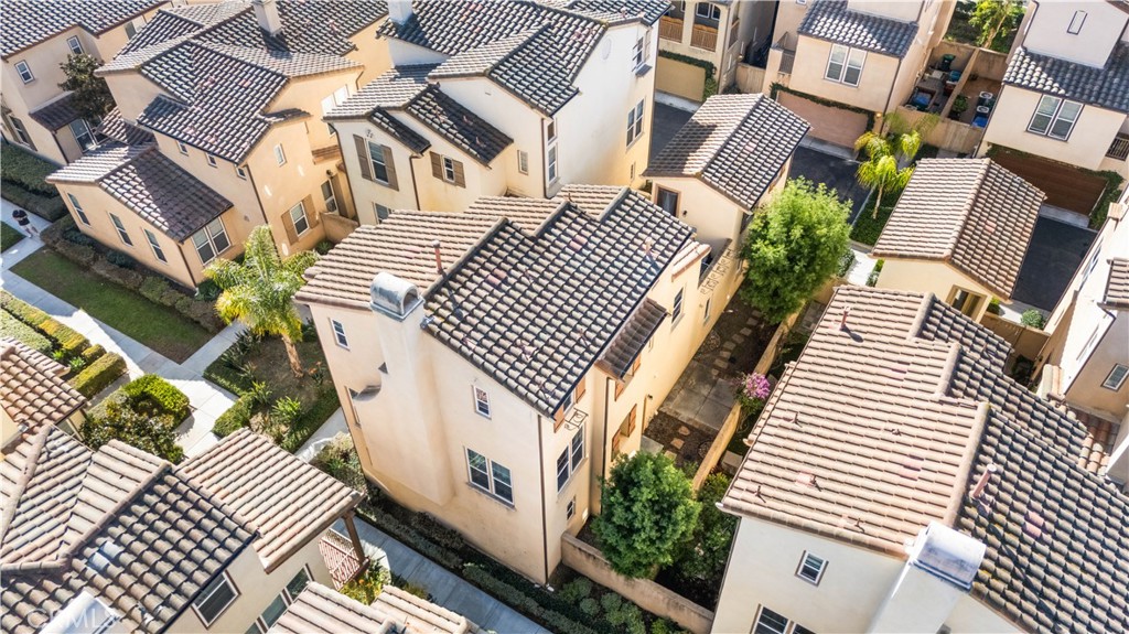 Ivy Wreath (IVWR) - Residential