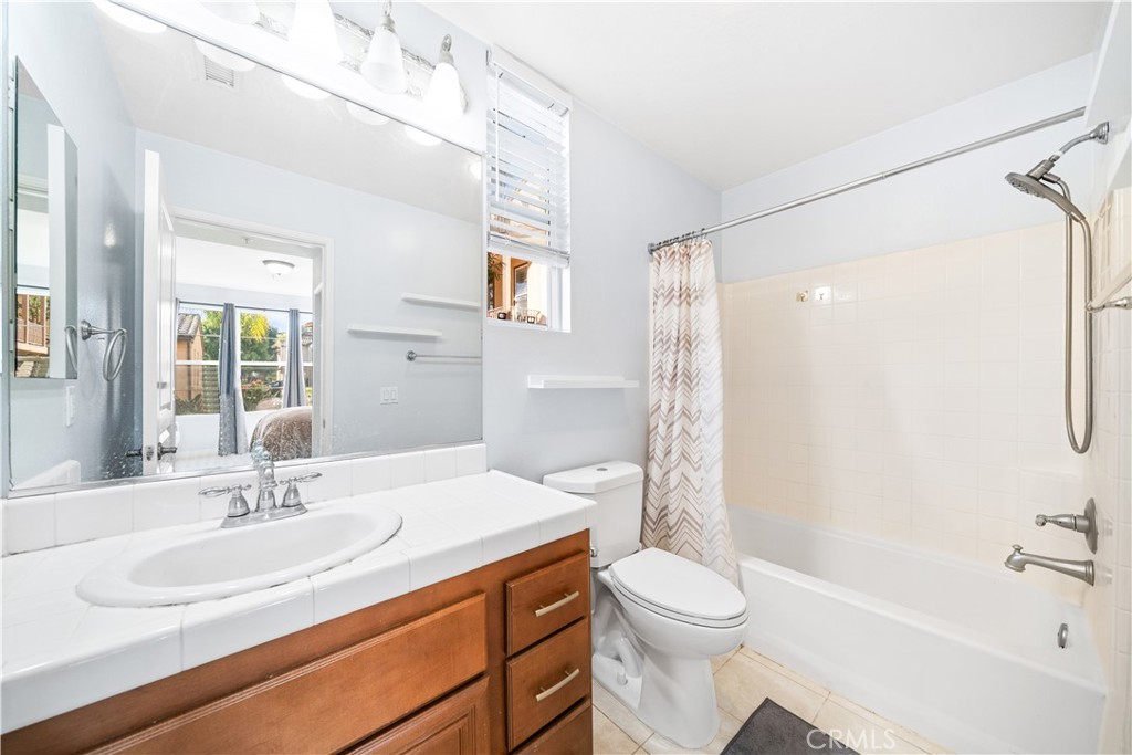 Ivy Wreath (IVWR) - Residential