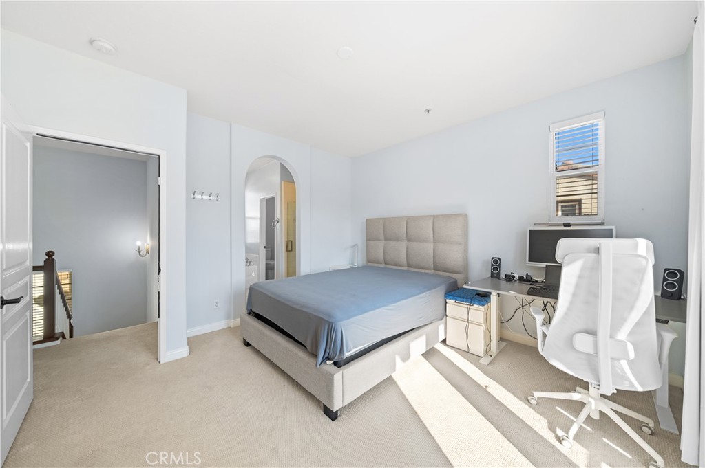 Ivy Wreath (IVWR) - Residential