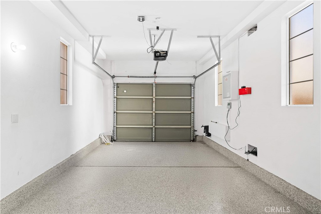 Ivy Wreath (IVWR) - Residential