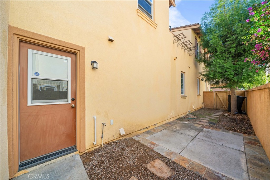 Ivy Wreath (IVWR) - Residential