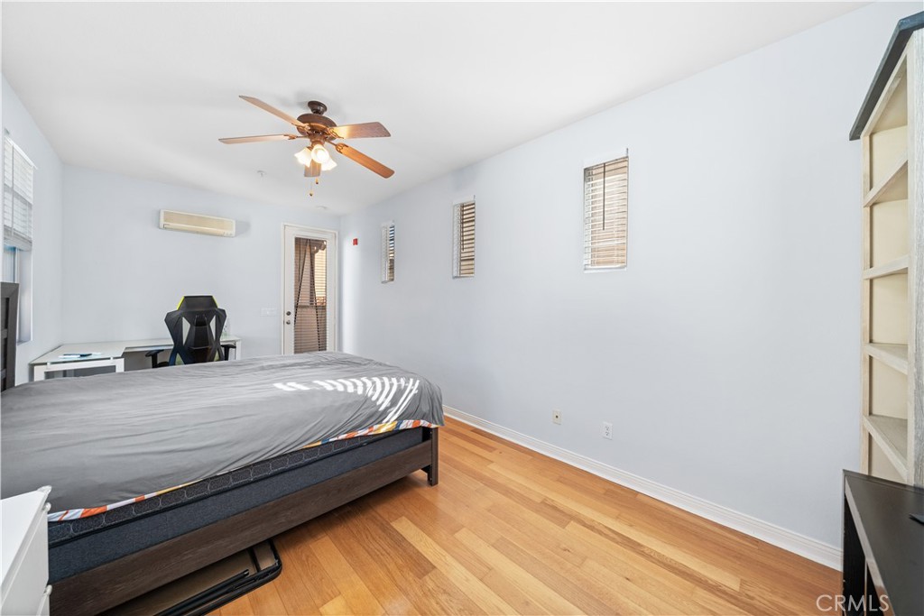 Ivy Wreath (IVWR) - Residential