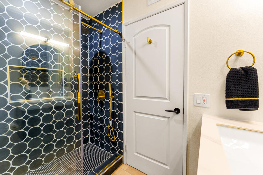 Camino Del Sol - Residential