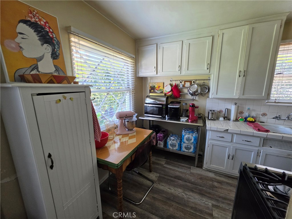 1020 W 220th Street