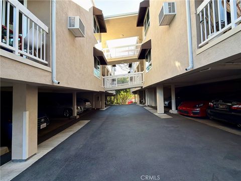 Photo of 2266 Cazador, Los Angeles, CA 90065 (MLS # DW25274159)