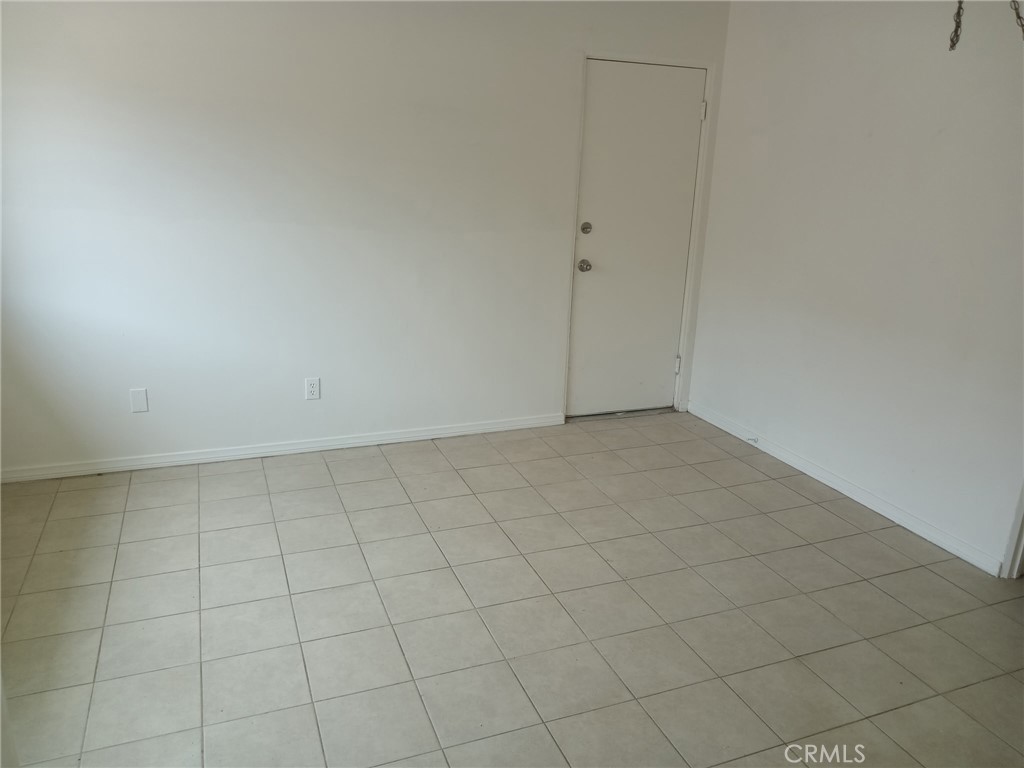 38994 Foxholm Drive