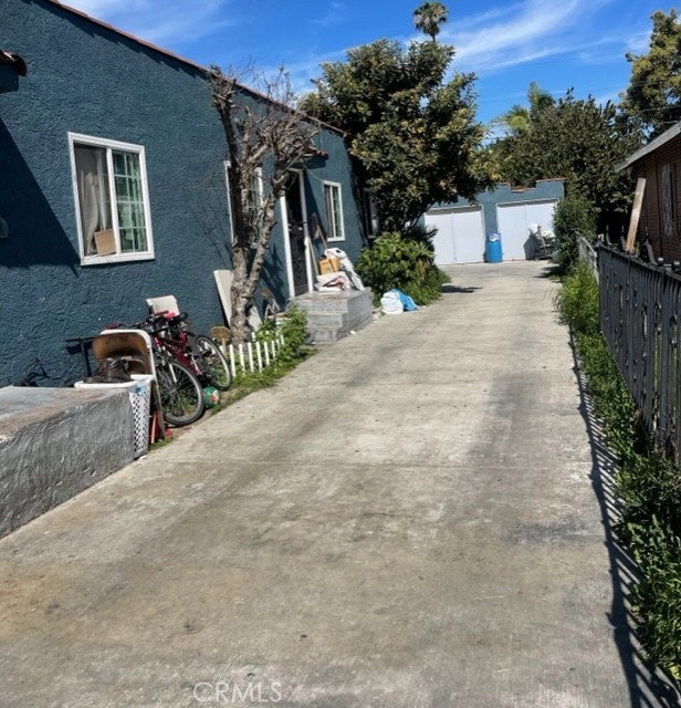 135 E 77th