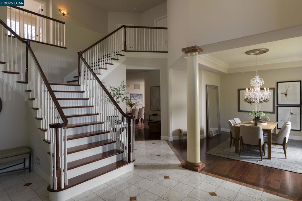 5427 Blackhawk Dr