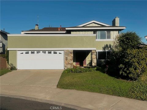 3690 Marigold Seal Beach CA 90740