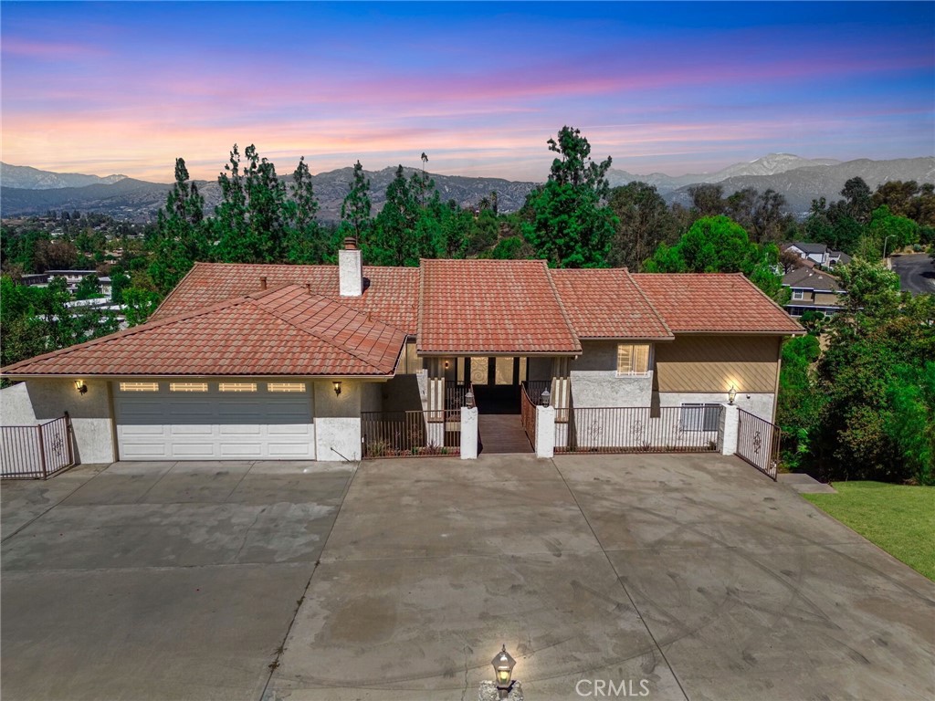 770 S Tonopah Court