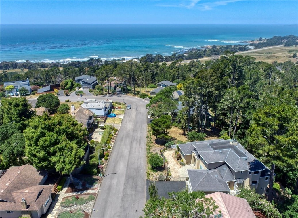 455 Chiswick Way