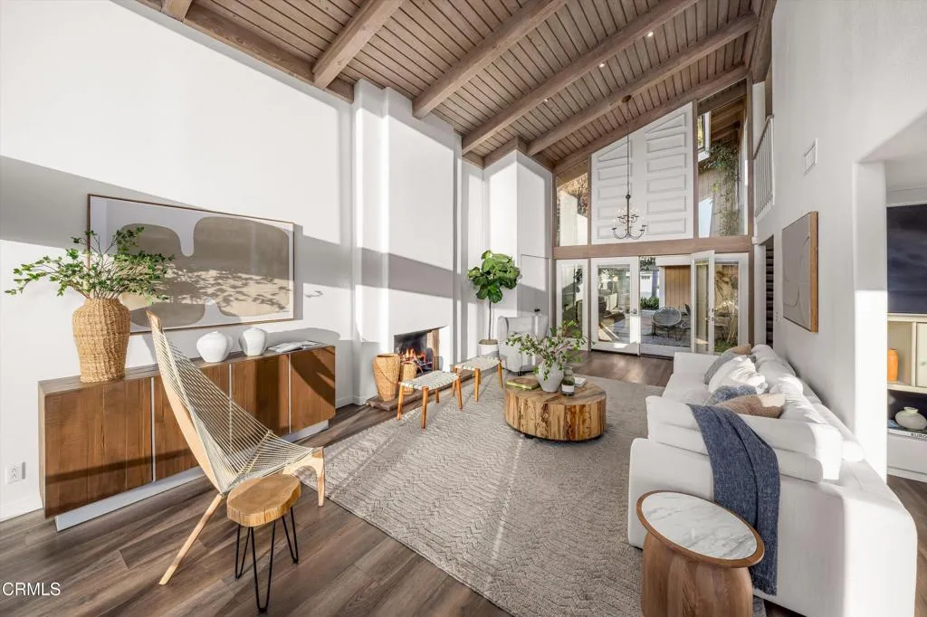 Ventura, California 93001, United States, 5 Bedrooms Bedrooms, ,3 BathroomsBathrooms,Residential,Active,249500