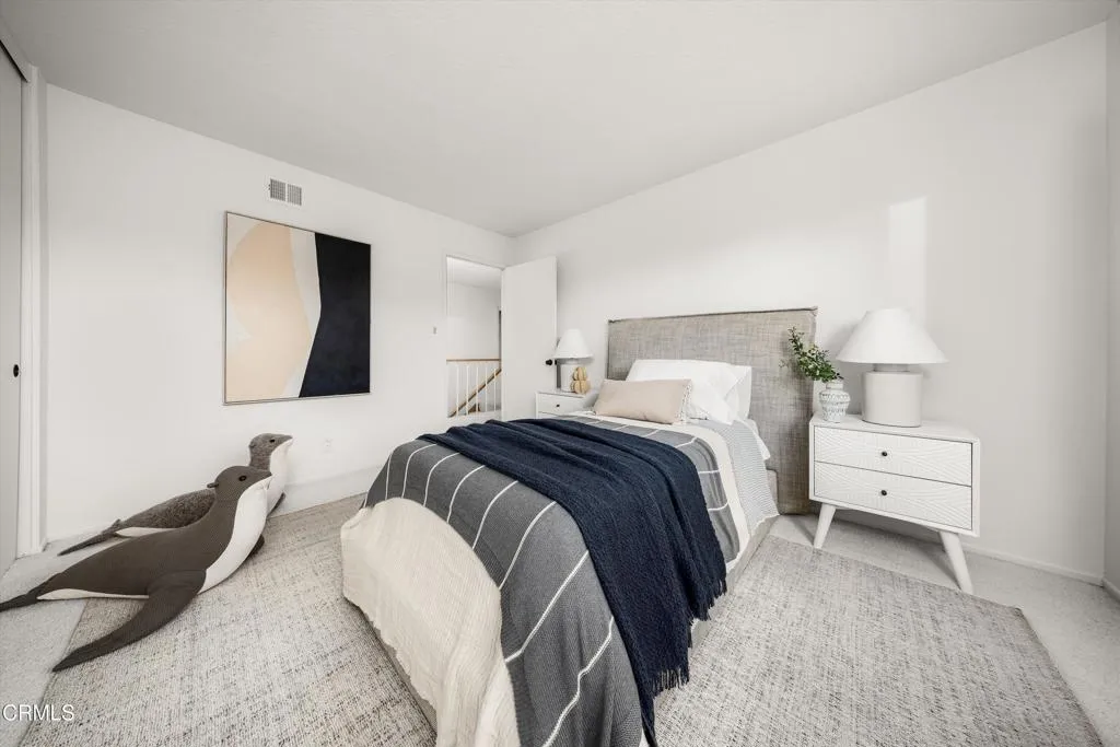 Ventura, California 93001, United States, 5 Bedrooms Bedrooms, ,3 BathroomsBathrooms,Residential,Active,249500