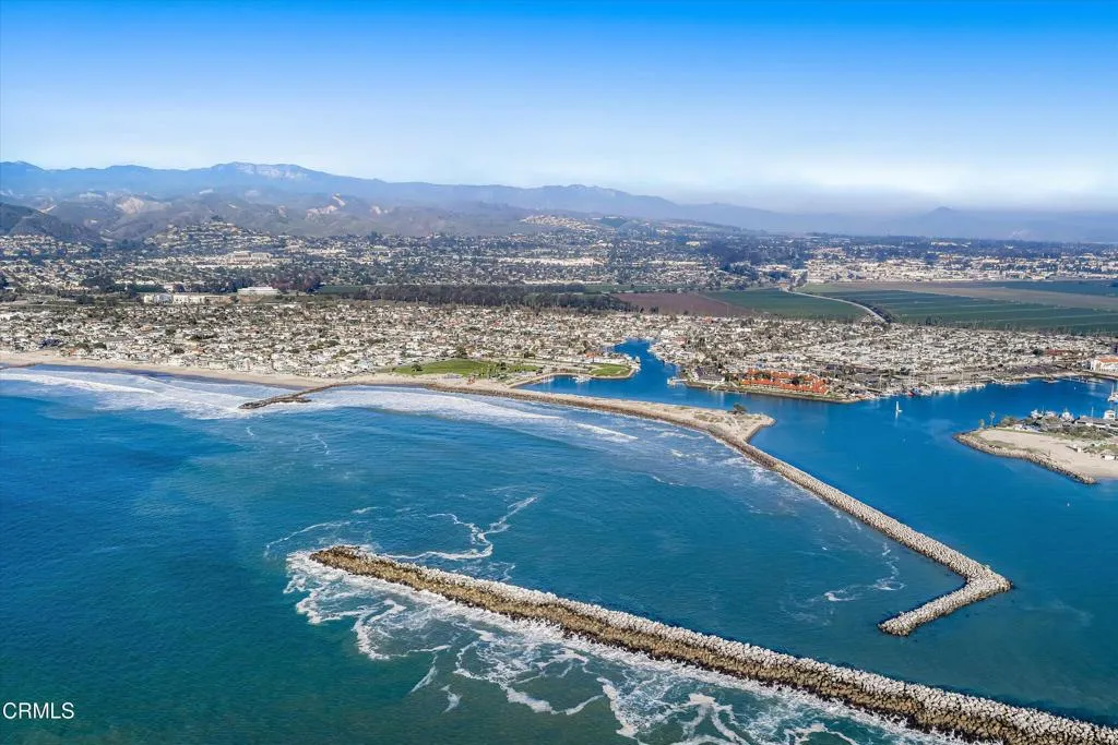 Ventura, California 93001, United States, 5 Bedrooms Bedrooms, ,3 BathroomsBathrooms,Residential,Active,249500