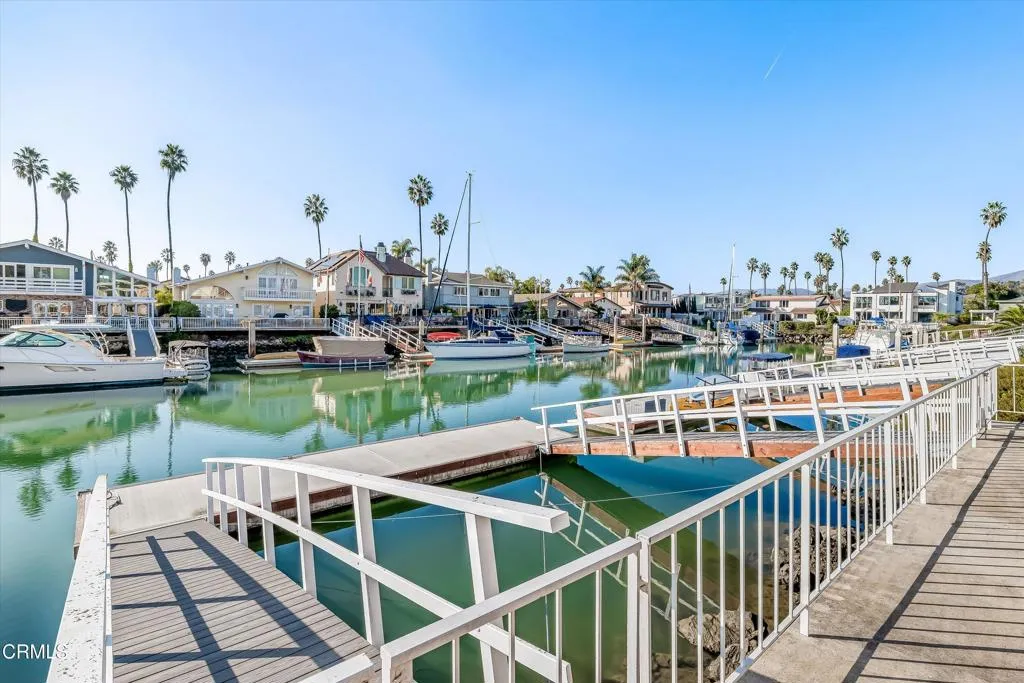 Ventura, California 93001, United States, 5 Bedrooms Bedrooms, ,3 BathroomsBathrooms,Residential,Active,249500