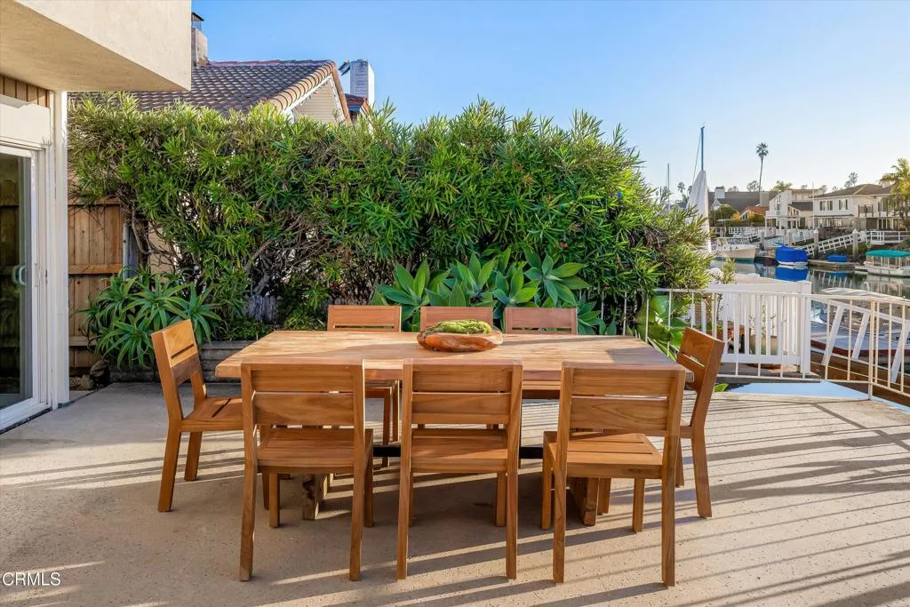 Ventura, California 93001, United States, 5 Bedrooms Bedrooms, ,3 BathroomsBathrooms,Residential,Active,249500