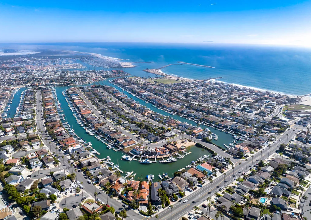 Ventura, California 93001, United States, 5 Bedrooms Bedrooms, ,3 BathroomsBathrooms,Residential,Active,249500