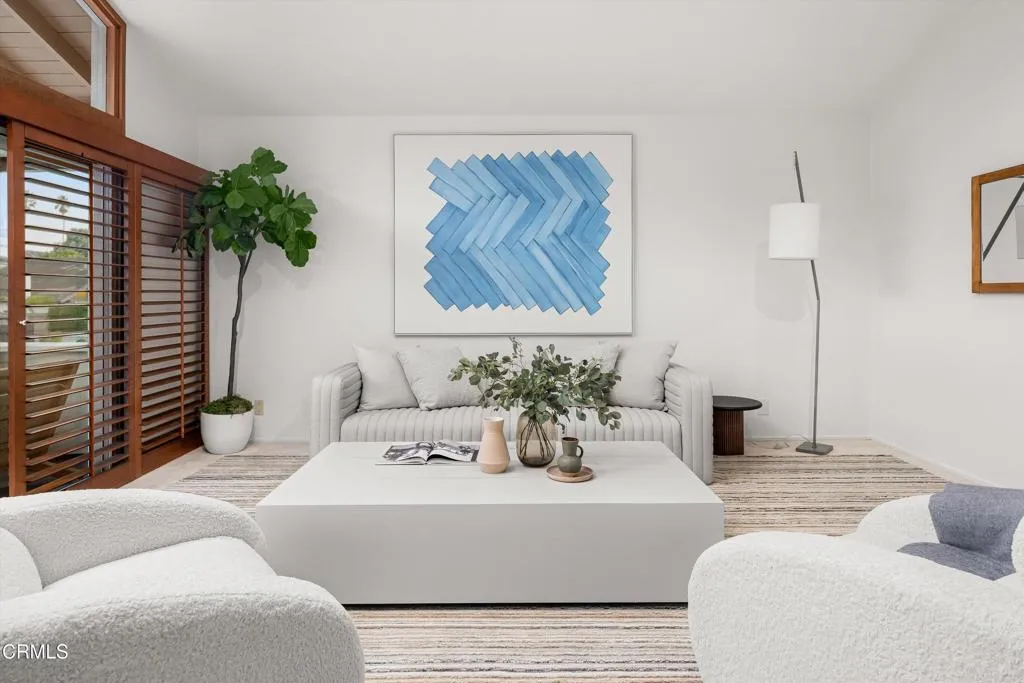 Ventura, California 93001, United States, 5 Bedrooms Bedrooms, ,3 BathroomsBathrooms,Residential,Active,249500